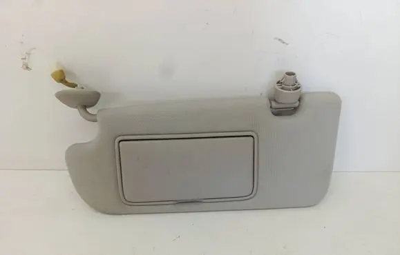 Infiniti Q50 Sun visor 
