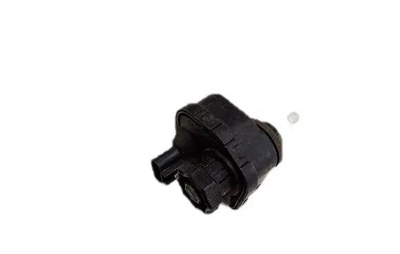 Headlight level adjustment motor