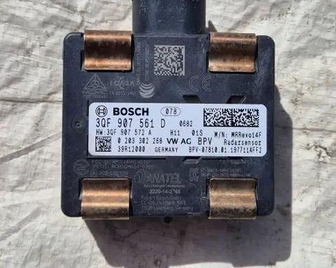 Volkswagen Golf VII Distronic sensor radar 3QF907561D 3QF907572A 0203302268