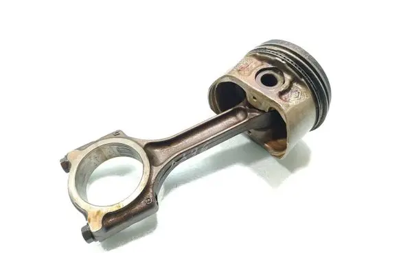 Renault Megane III Piston with connecting rod K4M858