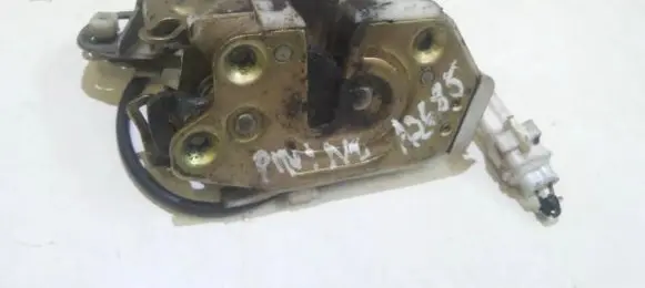 Mitsubishi Pajero Pinin Front door lock