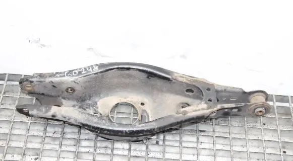 Lexus CT 200H Rear upper control arm/wishbone