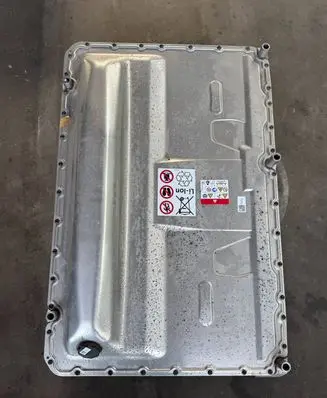 Volkswagen Golf VIII Hybrid / electric car battery 5WA915588D