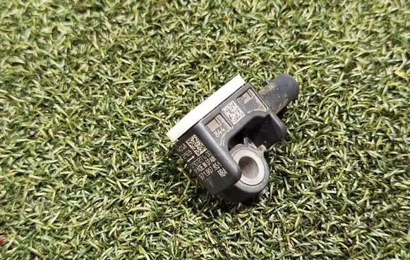 Porsche Cayenne (9Y0 9Y3) Airbag deployment crash/impact sensor 971907651 190727600