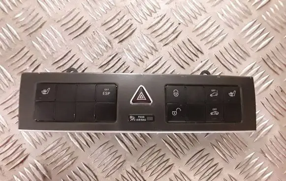 Mercedes-Benz C W203 Climate control unit 2038216281 33635901 40736168001