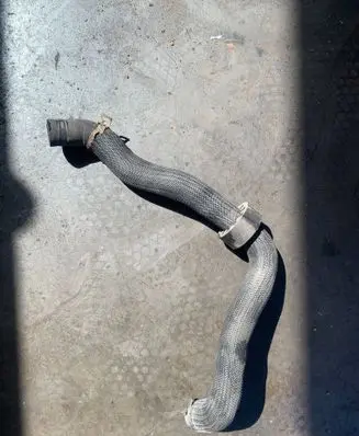Renault Trafic III (X82) Coolant pipe/hose 93866075