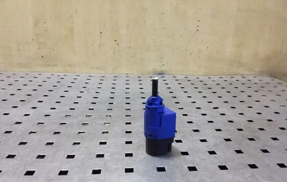Clutch pedal sensor