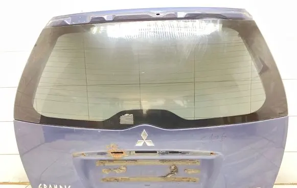 Mitsubishi Grandis Tailgate/trunk/boot lid