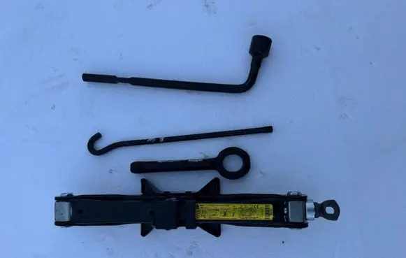 Hyundai i40 Tool set 