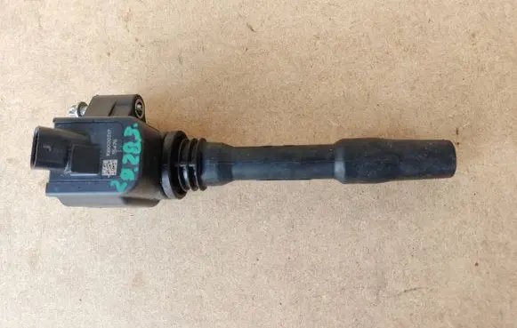 BMW 3 F30 F35 F31 High voltage ignition coil 8678438 12138678438 12138647463