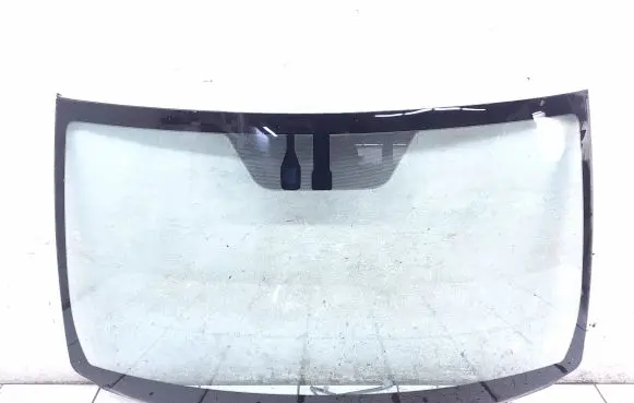 Toyota RAV 4 (XA30) Front windscreen/windshield window AS1