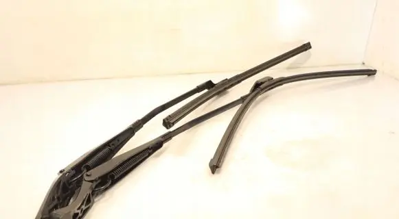 Opel Astra K Front wiper blade arm