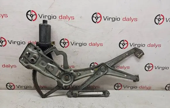 Mercedes-Benz E W210 Front door window regulator with motor 0130821670