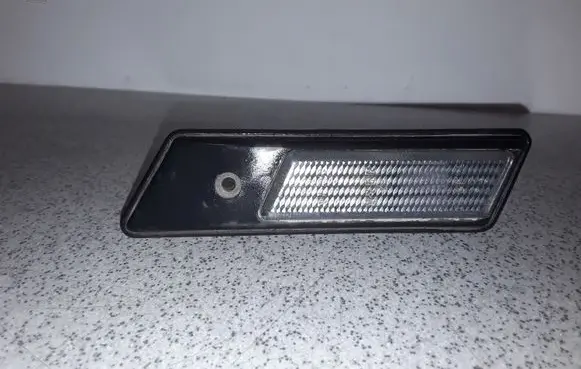 BMW 3 E36 Front fender indicator light 1378014