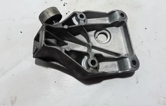 BMW 5 F10 F11 Engine mounting bracket 22116777623