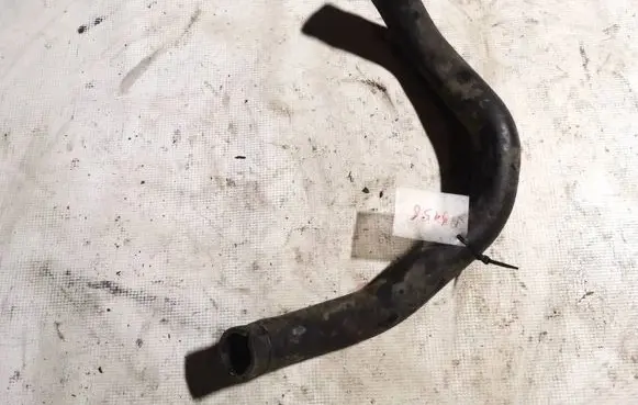 Ford Mondeo Mk III Engine coolant pipe/hose
