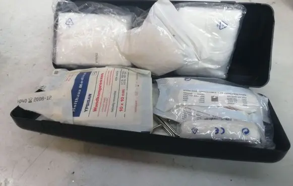 BMW 5 E39 First aid kit 52108176553