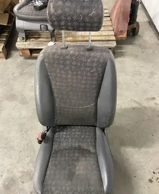 Mercedes-Benz ML W163 Front driver seat 