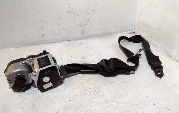 Mercedes-Benz ML W164 Front seatbelt A2118600688 561078424B 605987100A