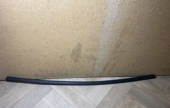 BMW 2 F45 Rubber seal rear door window/glass 8498418 5158498418 849841801