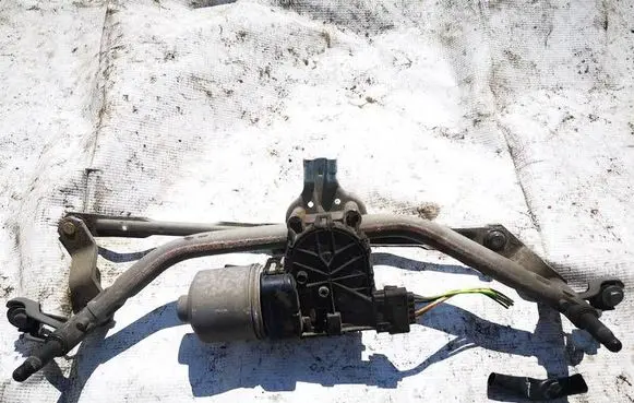 Peugeot 207 Front wiper linkage and motor 9650380780 3397020769