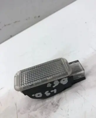 Volkswagen PASSAT B5.5 Rear door interior light 3B0947415B