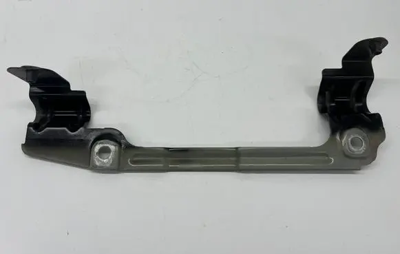 Audi A6 S6 C8 4K Fender mounting bracket 4K0821168 03S51418