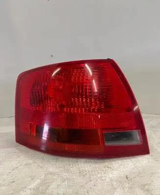 Audi A4 S4 B7 8E 8H Rear/tail lights 8E9945095E 484001 ULO748001