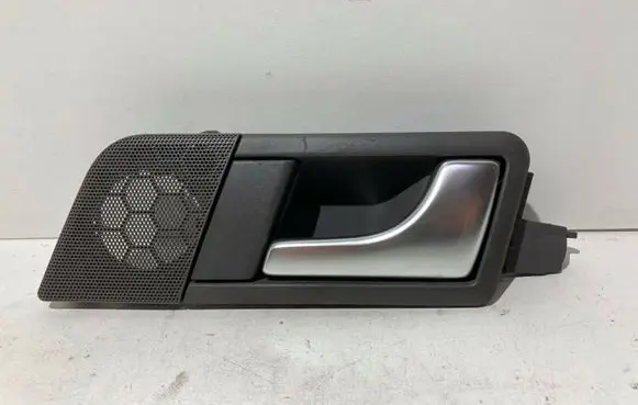 Audi A2 Front door interior handle 8Z0839020