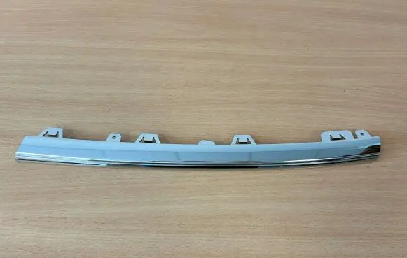 Volkswagen Caddy Front grill 2K5853767A 2K5853767A2ZZ