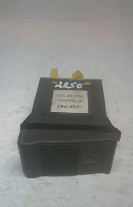 Fog light switch