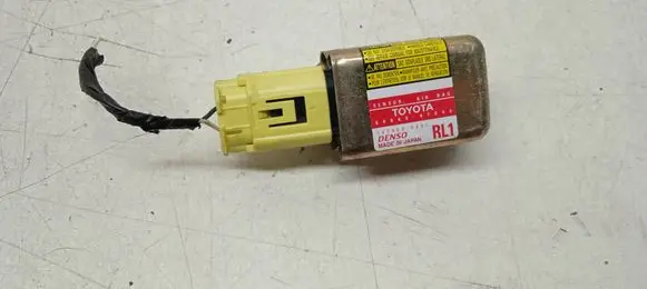 Toyota Prius (XW20) Airbag control unit/module 8917047040 1879000891