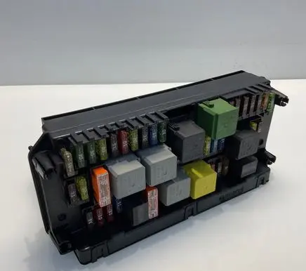 Mercedes-Benz E W212 Fuse module A2129009025 A2129020609 A2319021103
