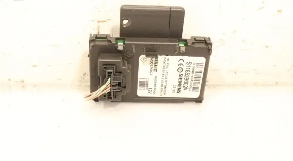 Renault Scenic II - Grand scenic II Ignition key/card 