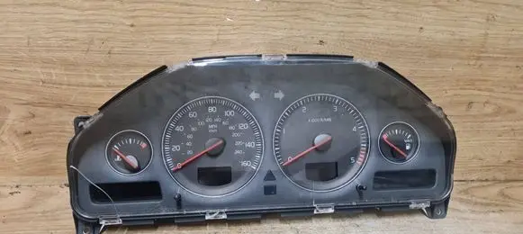 Volvo XC90 Speedometer (instrument cluster) 30746111