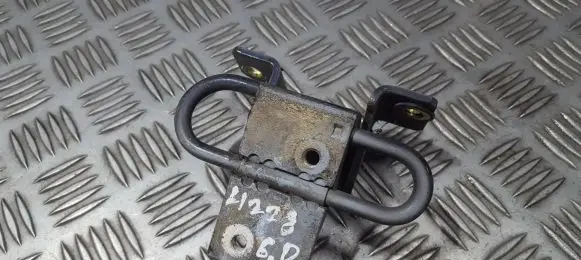Audi A4 S4 B5 8D Rear door lower hinge 4A0833412A