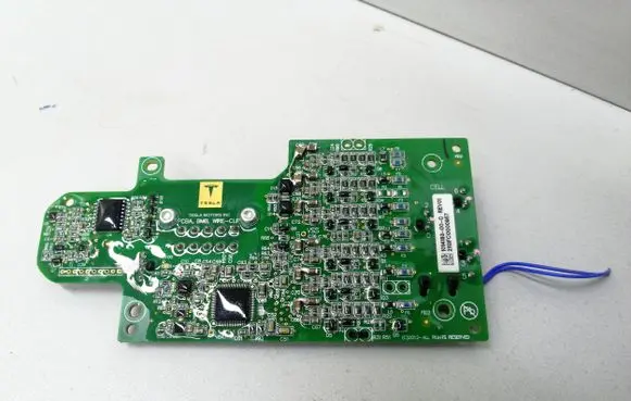 Tesla Model S Voltage converter/converter module 101418300C