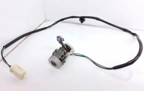 Mazda MPV Front door lock (next to the handle) 