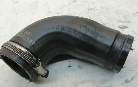Ford Transit Turbo air intake inlet pipe/hose 1C1Q9351BC