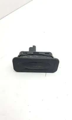 Renault Latitude (L70) Tailgate opening switch 8200076256