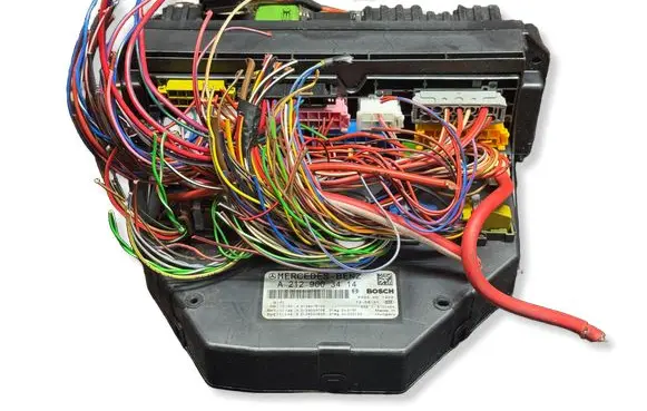 Mercedes-Benz E W212 SAM control unit A2129003414 A2129020706 A2129015104