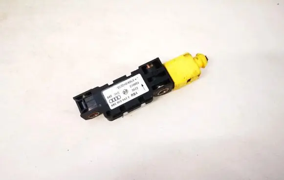 Audi A3 S3 8P Airbag deployment crash/impact sensor 4b0959643e