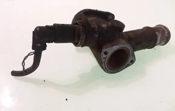 Ford Galaxy Engine coolant pipe/hose 038121133J