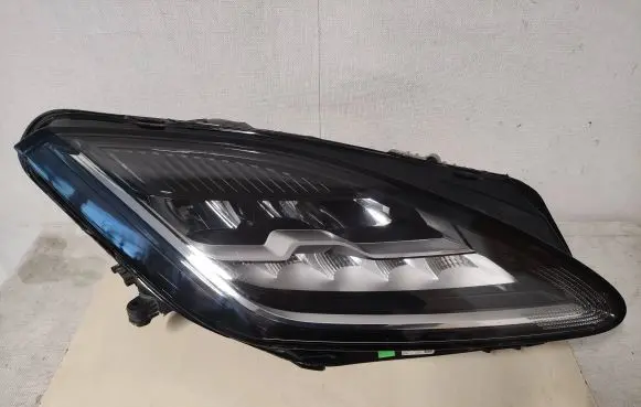 Jaguar E-Pace Headlight/headlamp J9C313W029AD