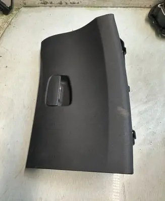 Citroen C3 Glove box 213