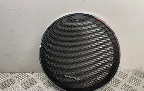 Mercedes-Benz ML W164 Front door speaker cover trim 