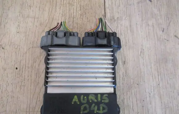 Toyota Auris 150 Fuel injection pump control unit/module 