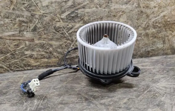 KIA Magentis Heater fan/blower F00S330024