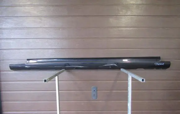 Ford Focus Front sill (body part) 