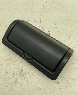 Toyota Avensis T250 Cup holder